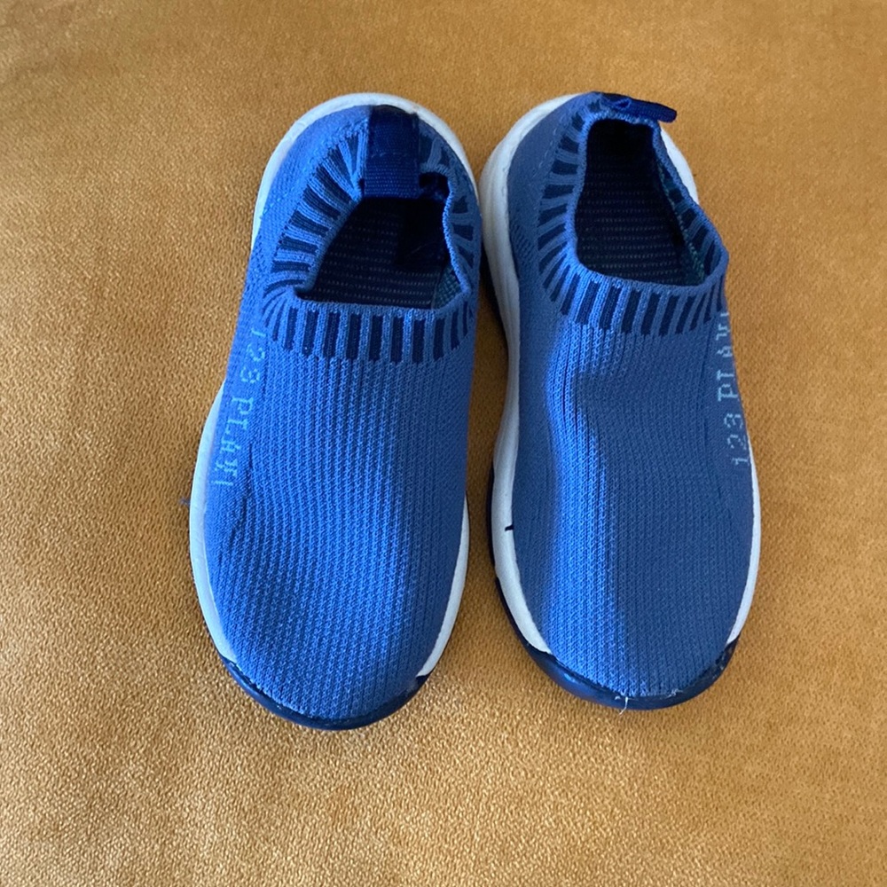 Kids shoes